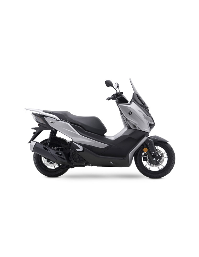 Voge SR1 125