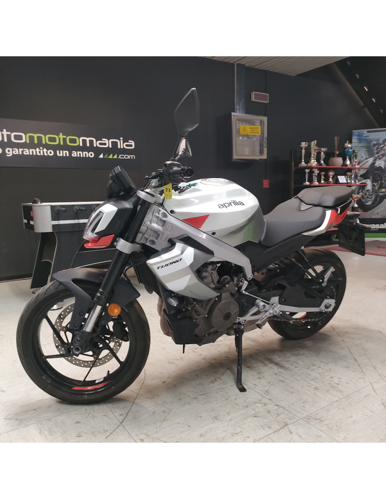 Aprilia Tuono 457 ABS