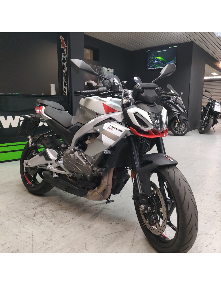 Aprilia Tuono 457 ABS