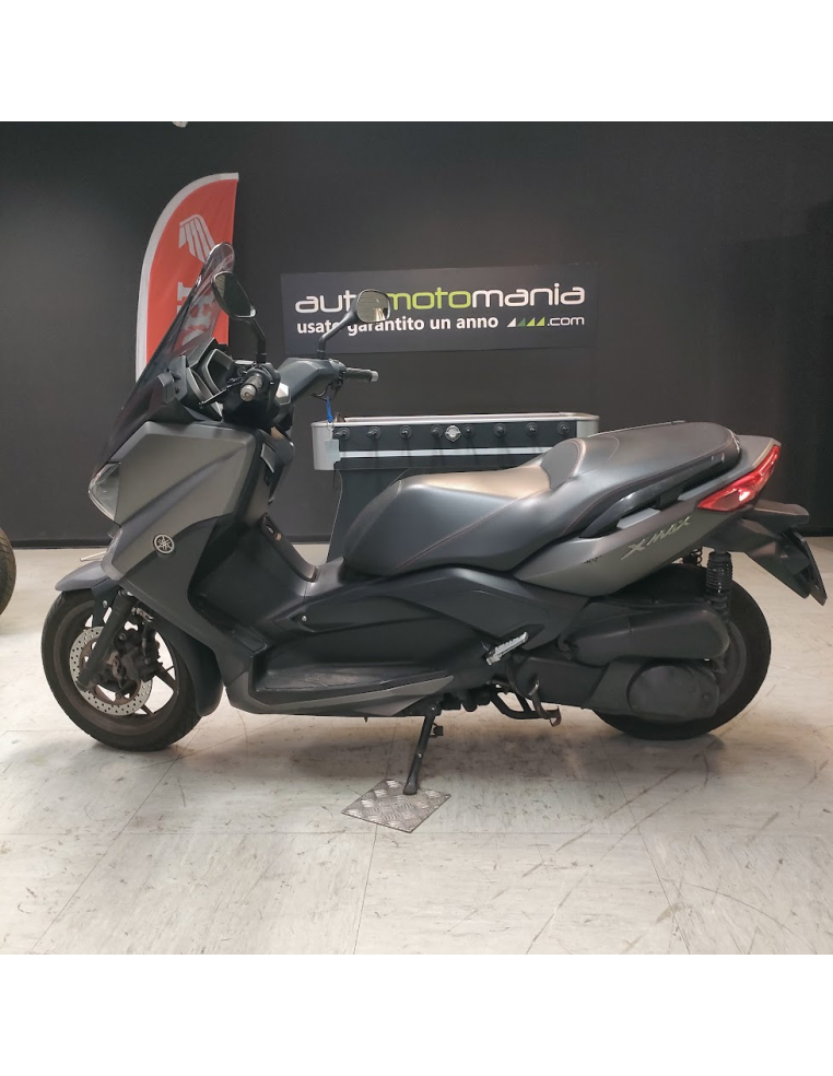 Yamaha X-Max 250