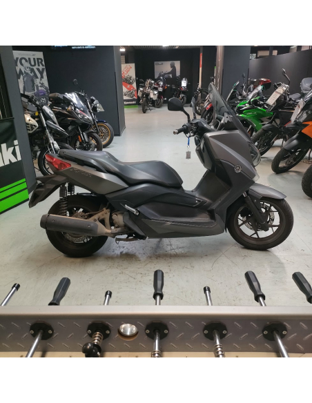 Yamaha X-Max 250