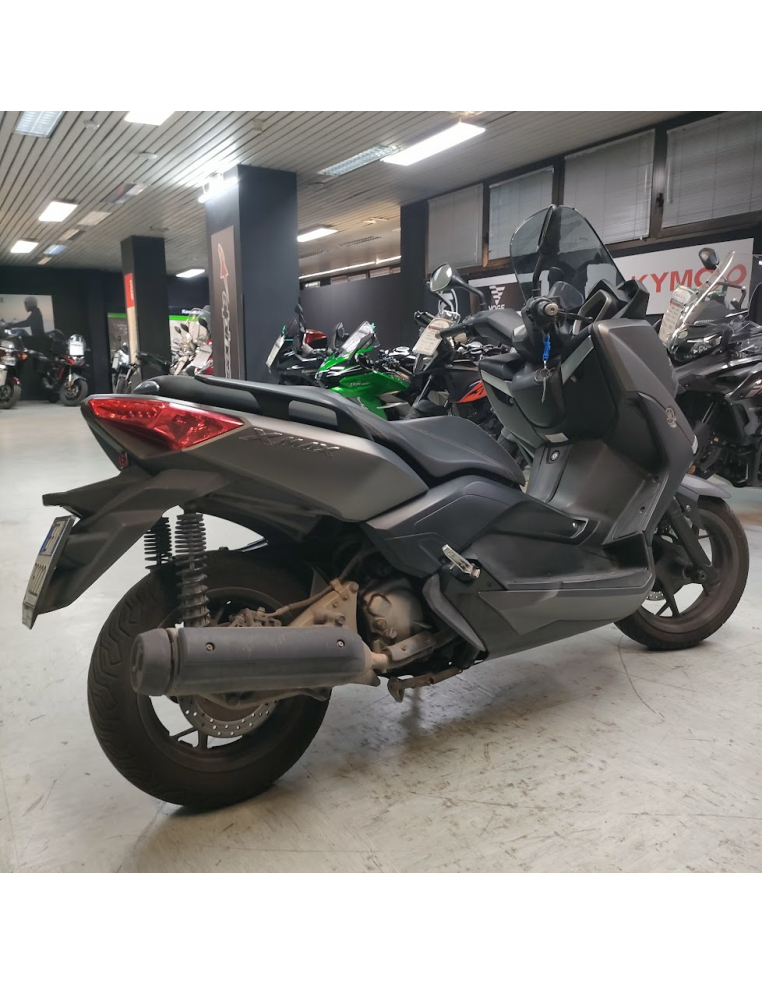 Yamaha X-Max 250