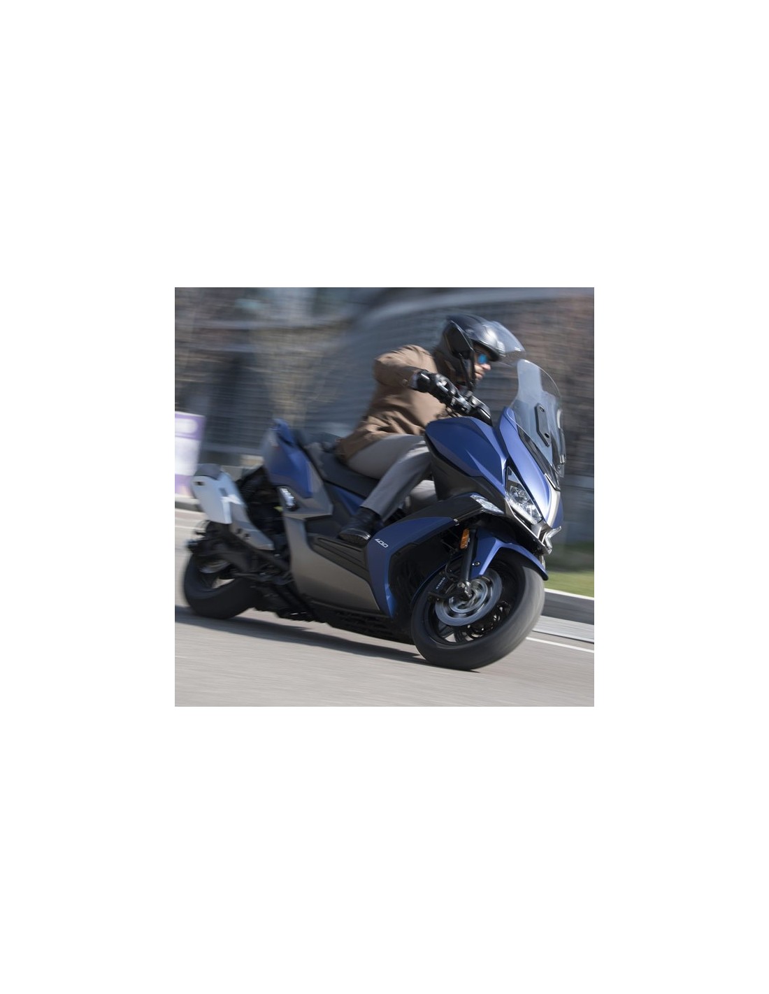 thumbnail interactive-video image 1 of FACO 29025 Smoke Dome Windscreen – For KYMCO XCITING S 400 (2018), Made In Italy 1 of 6