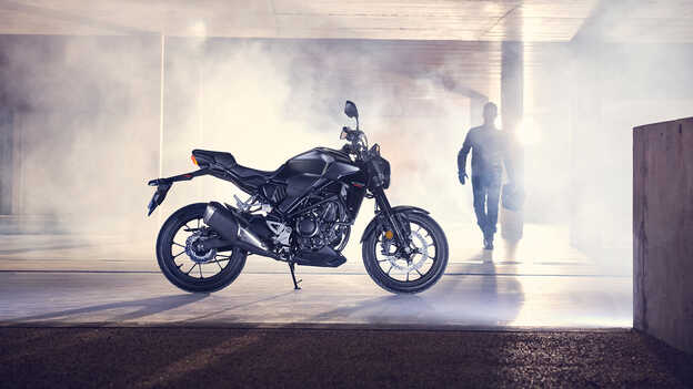 honda-cb-300-r-motociclista-moto honda cb 300 r motociclista moto